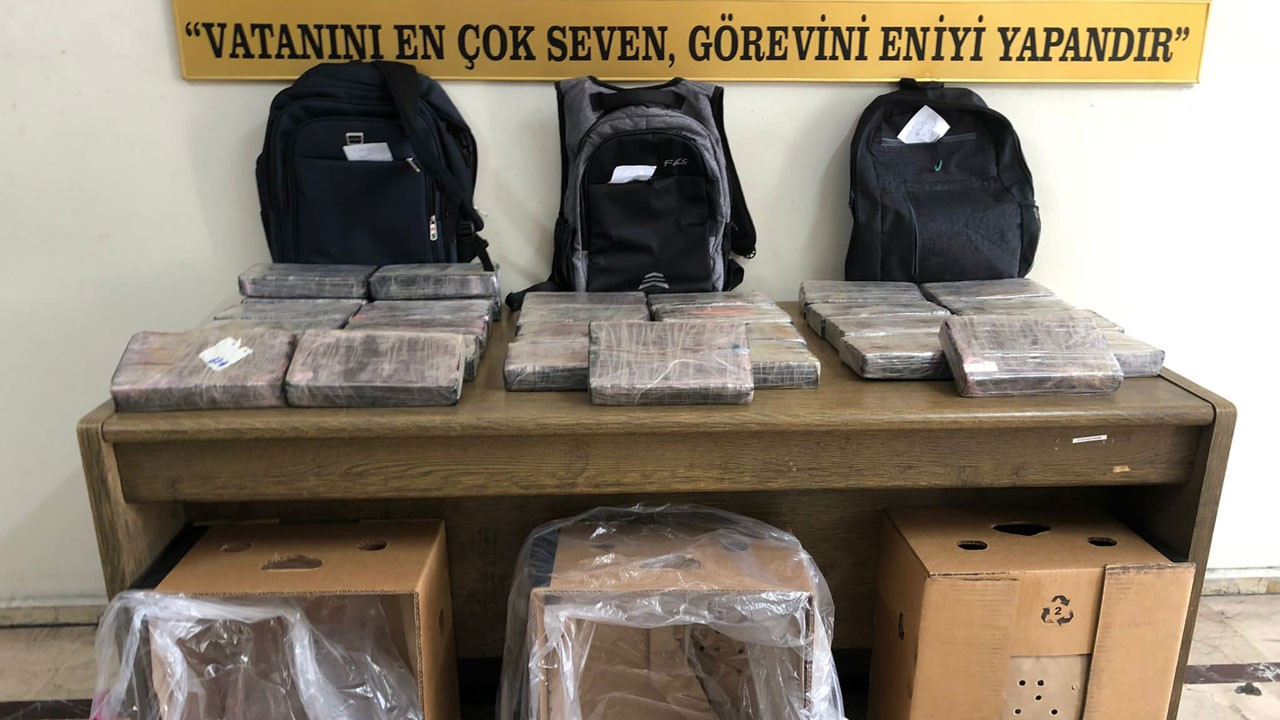Mersin Limanı'nda konteynerde 30 kilo kokain yakalandı