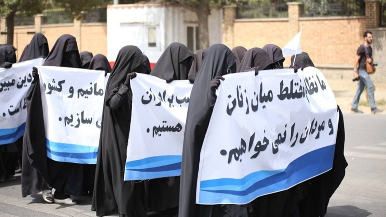 Kadınlardan Taliban'a 'destek' etkinliği