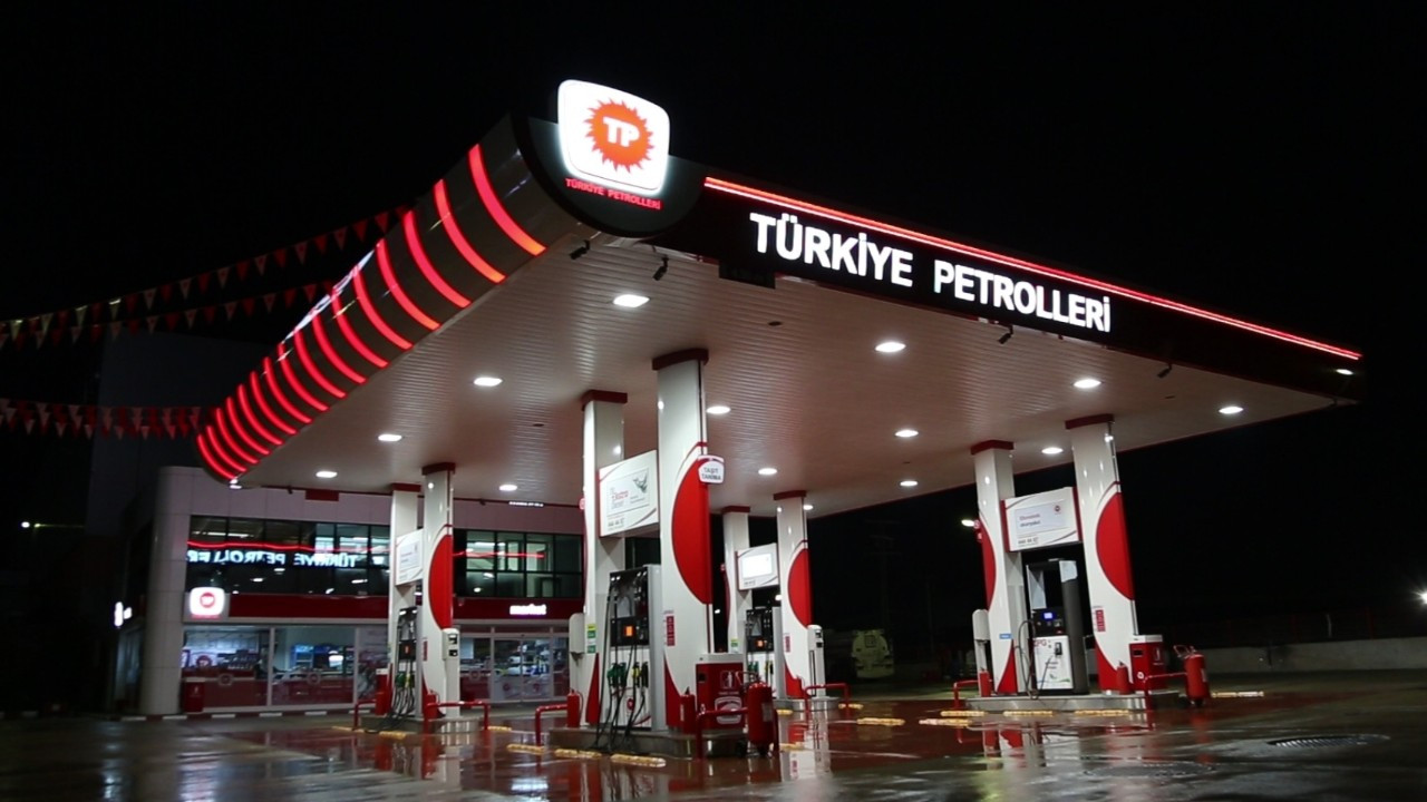 Zeren Group, Türkiye Petrolleri'ni satın aldı: 800'den fazla istasyonu bulunuyor