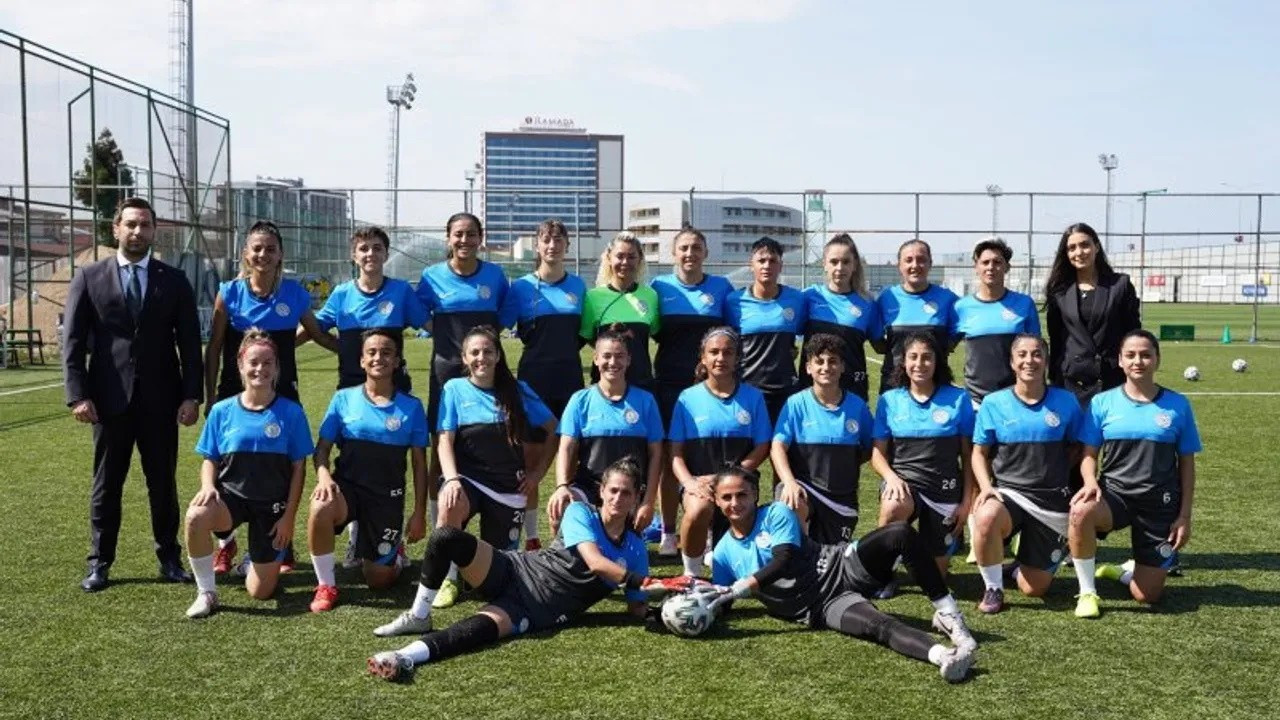 Çaykur Rizespor kadın futbol takımının transferlerinde usulsüzlük iddiası