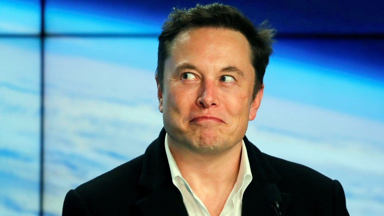 Elon Musk, çip krizi için tarih verdi