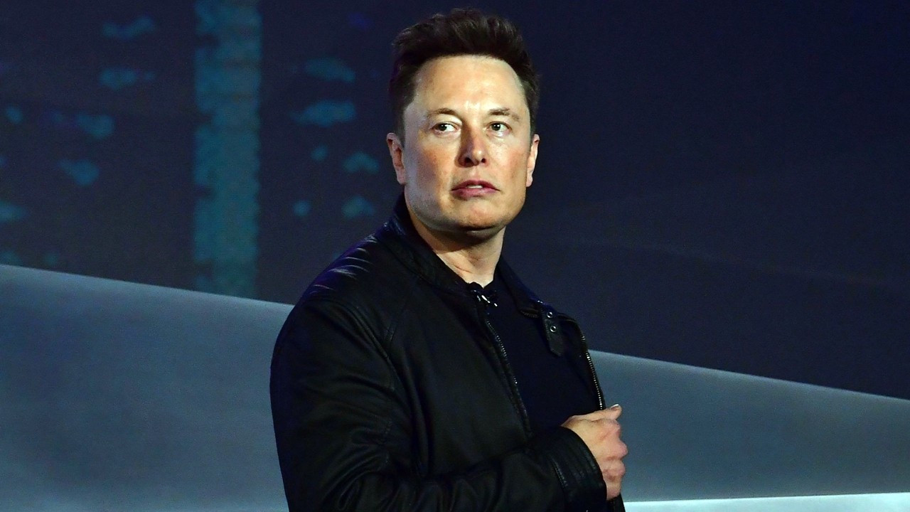 Elon Musk, Twitter'ın geçici CEO'su olacak