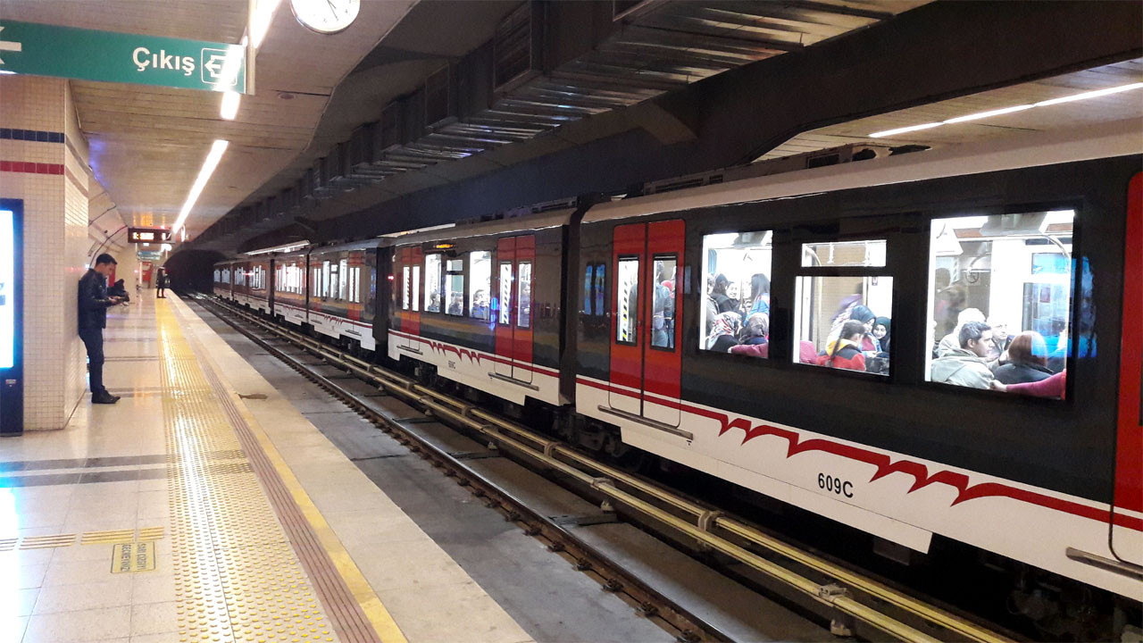 İzmir'de metro ve tramvayda grev kararı