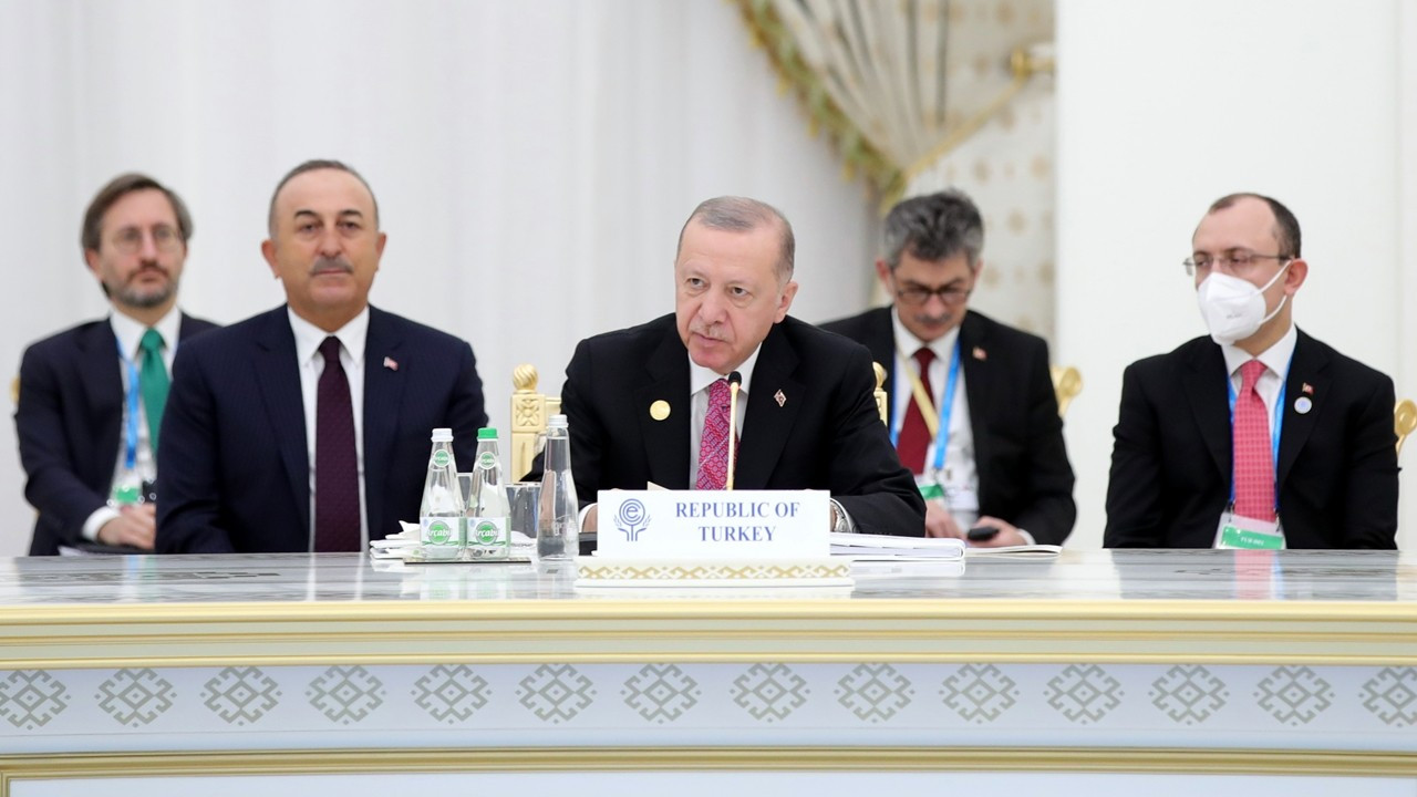 Cumhurbaşkanı Erdoğan: Ticaret hacmini 100 milyar dolara çıkarmalıyız
