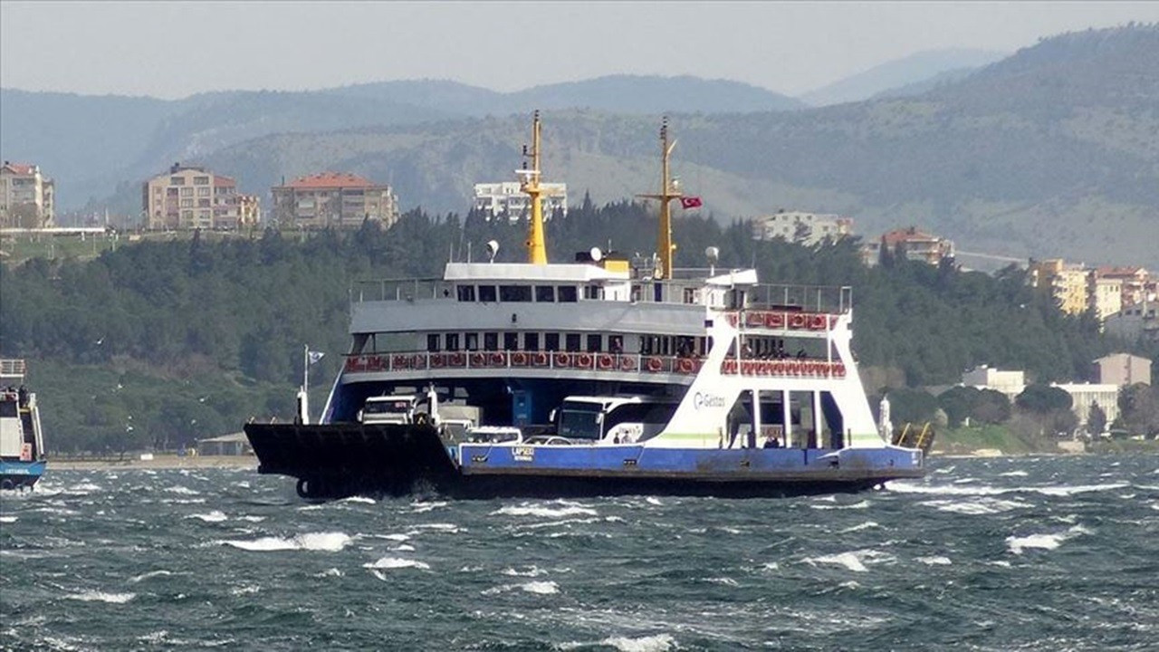 Gökçeada ve Bozcaada hattı feribot seferleri iptal edildi