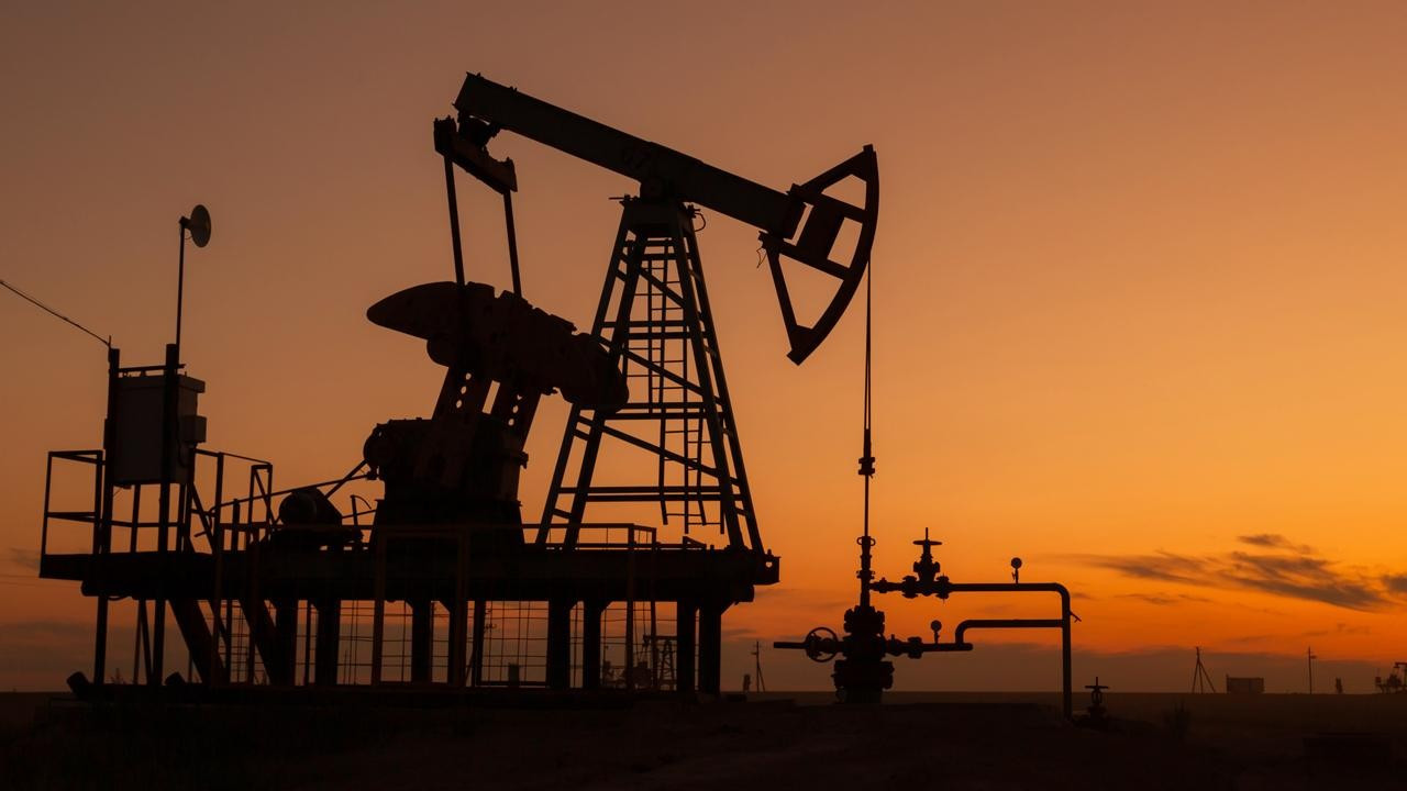 ABD'de ham petrol stokları 2,4 milyon varil arttı