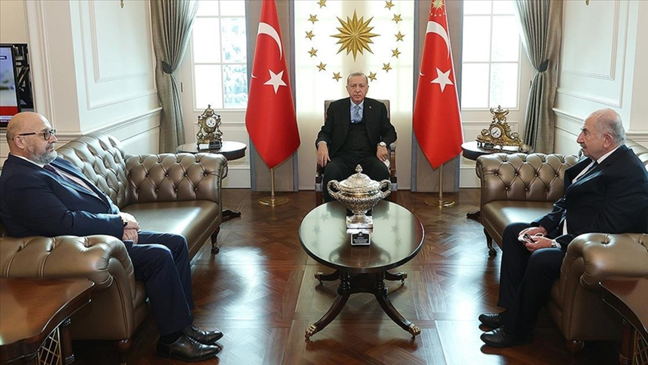 Erdoğan, Ermeni Vakıflar Birliği Başkanı Şirinoğlu ile görüştü