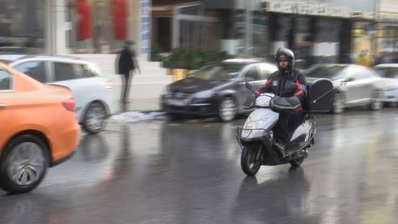 İstanbul Valisi Yerlikaya’dan motokurye uyarısı