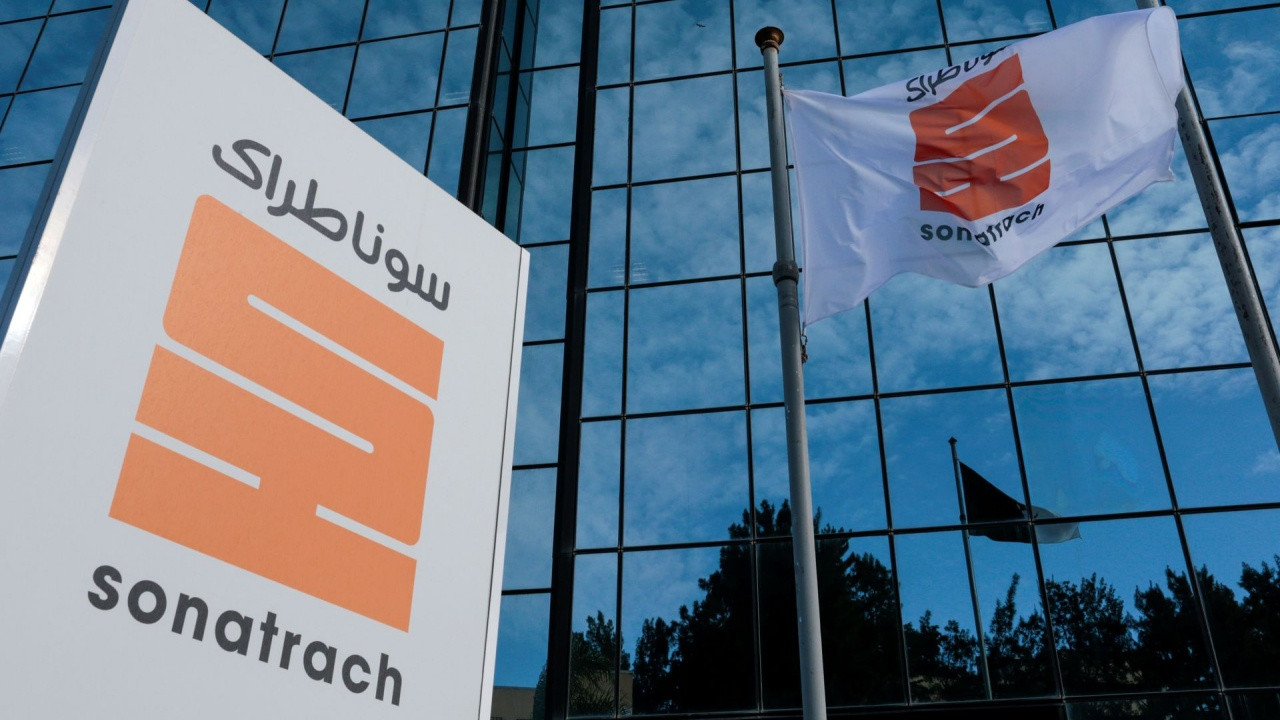 Sonatrach, 178 milyon dolarlık LNG tankı inşası anlaşması imzaladı