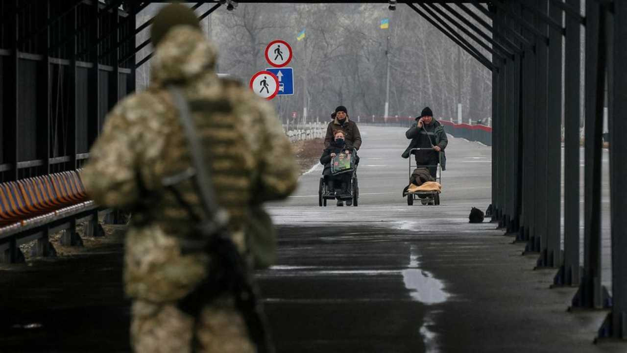 İsveç, Ukrayna'ya silah ve insani yardım gönderecek