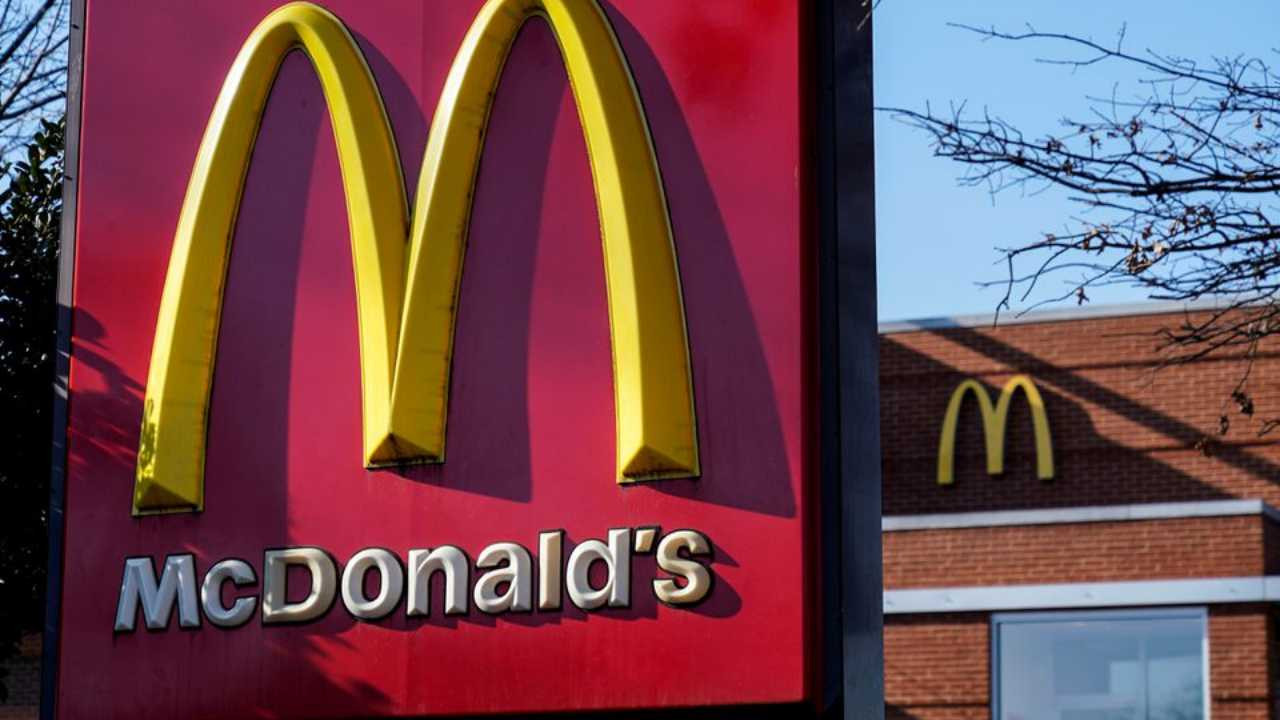 McDonald’s Rusya'daki restoranlarını kapatıyor