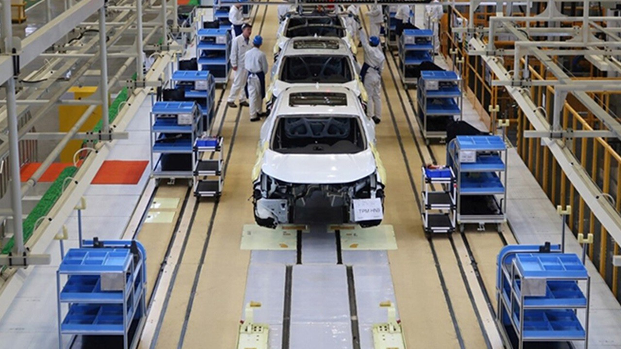 Suzuki'den yeni otomobil fabrikasına 350 milyar rupilik yatırım