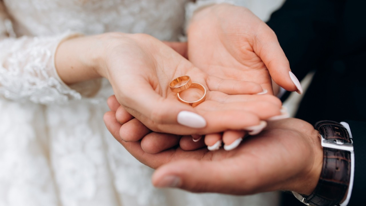 Türkiye'de evlenme ve boşanmalar azaldı