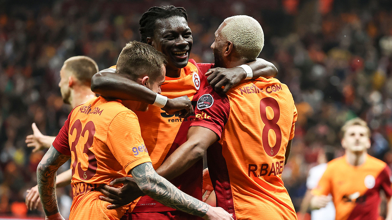 Galatasaray, Karagümrük'ü 2-0 yendi
