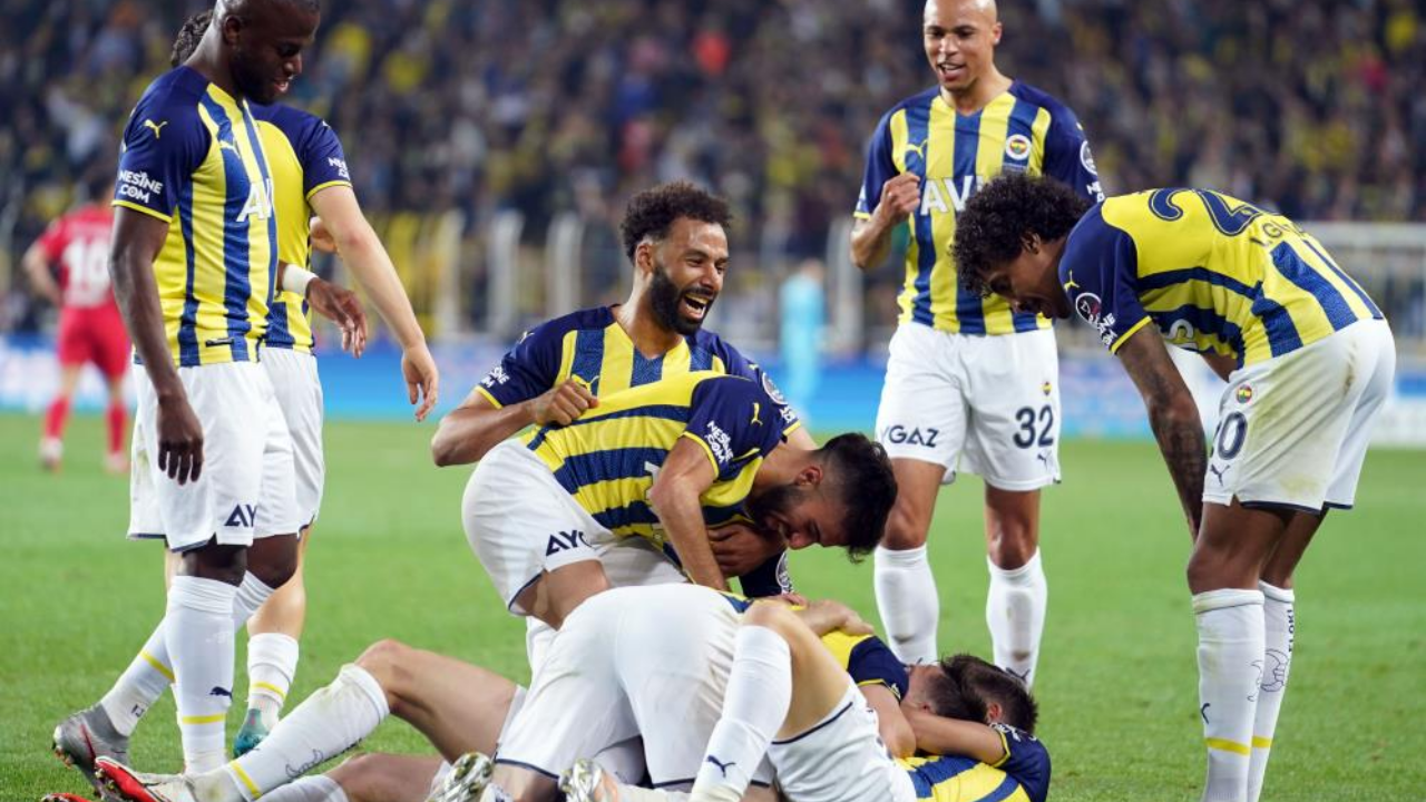 Fenerbahçe seriyi sürdürdü: 3-2