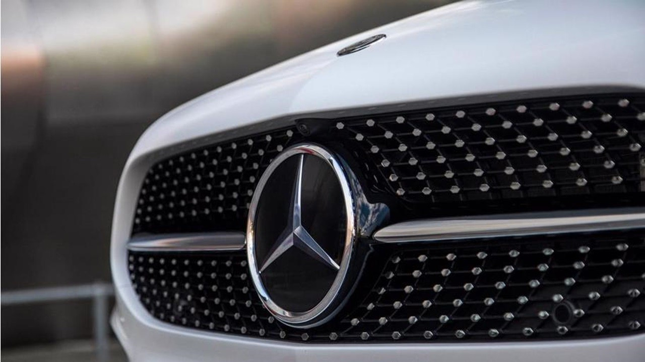 Mercedes Rusya pazarından tamamen çekildi