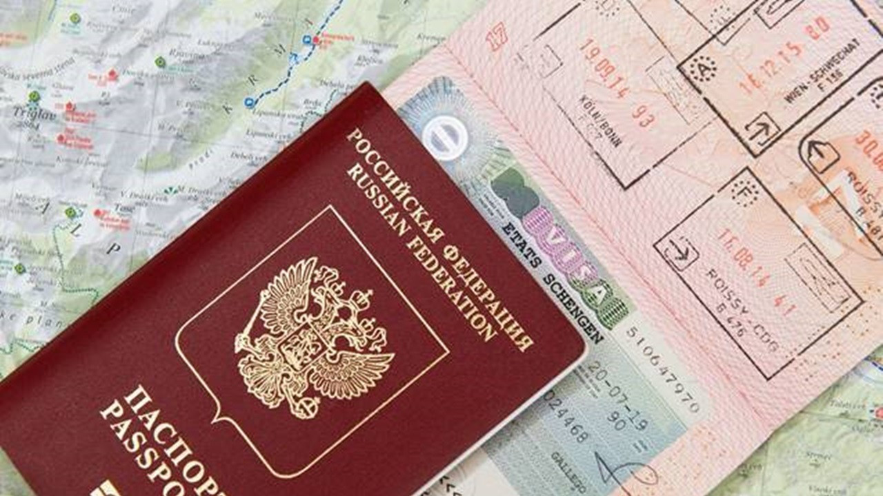 Schengen vizesinde kriz büyüyor: İki kişiden biri alamıyor