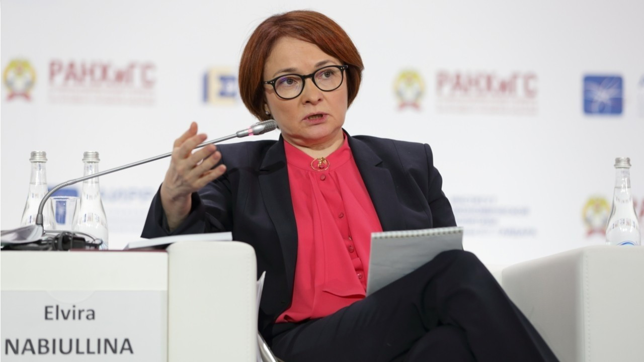 Rusya MB Başkanı Nabiullina: Dolar ve euro 'zehirli' hale geldi