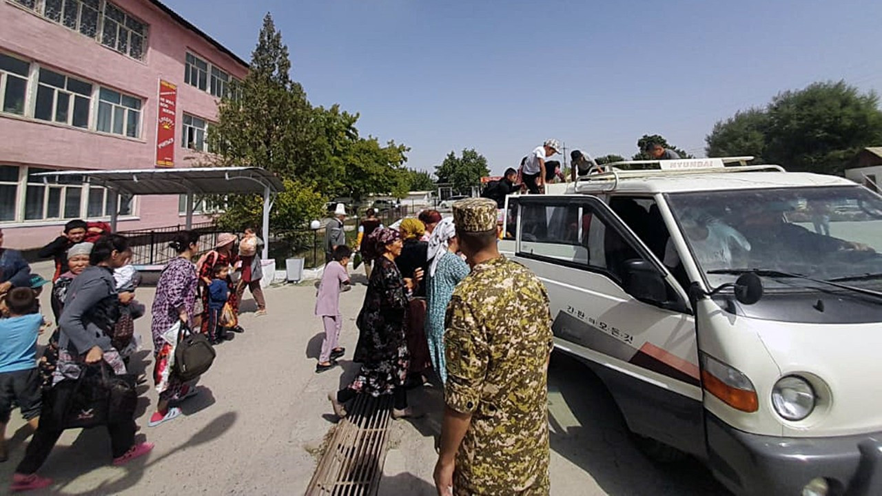 Kırgız-Tacik sınırında çatışma: 46 can kaybı