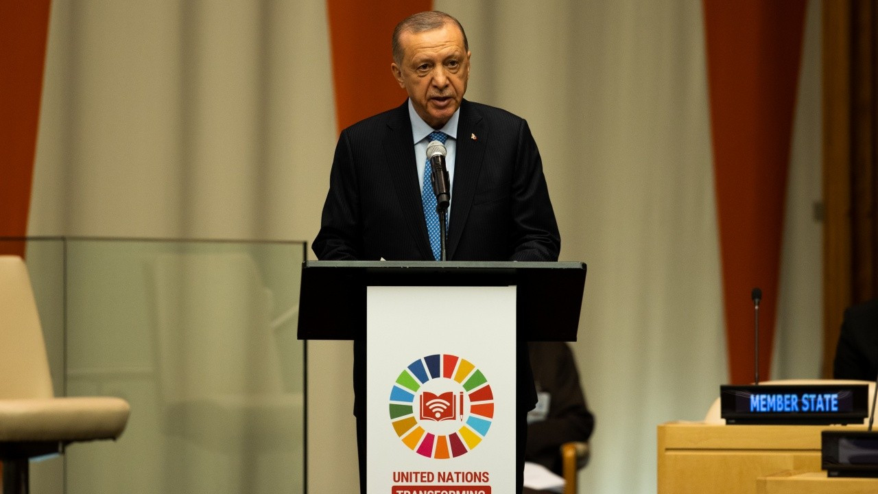 Erdoğan: Eğitimde tarihi nitelikte adımlar atıyoruz