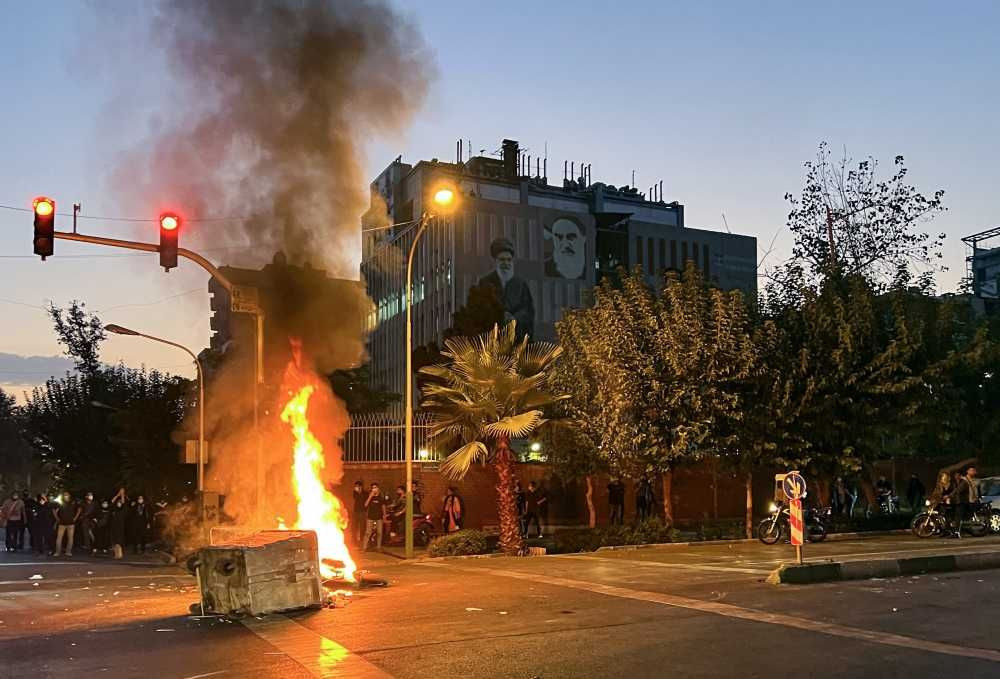 İran Mahsa Amini için sokaklarda: Polis ateşiyle 5 ölü daha - Sayfa 3