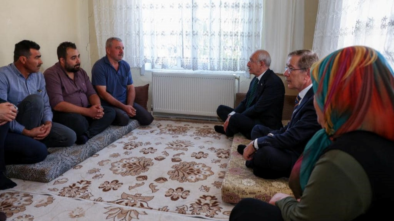 Kılıçdaroğlu: Fethi Şahin’in ailesini ziyaret ettim