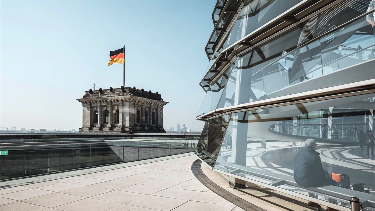 Alman ekonomisinin 2023'te daralması öngörülüyor