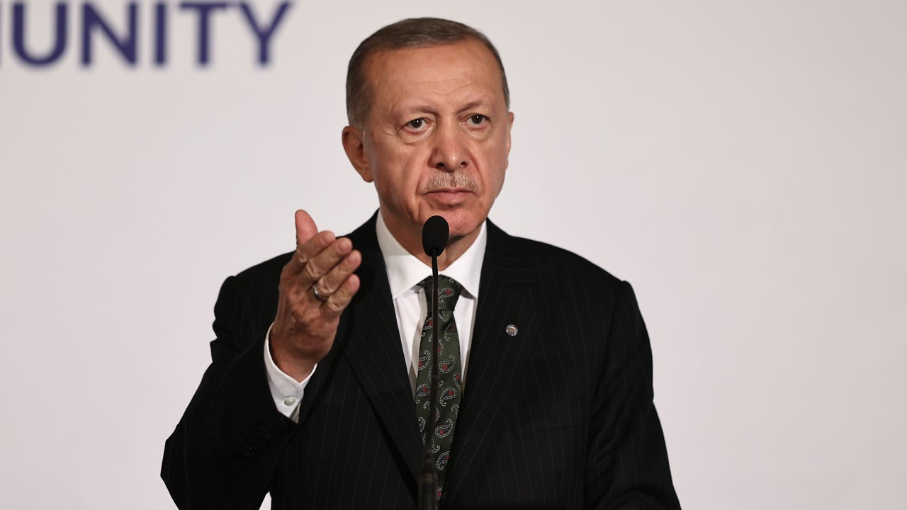 İsveç'te Cumhurbaşkanı Erdoğan'a provakasyon düzenlendi