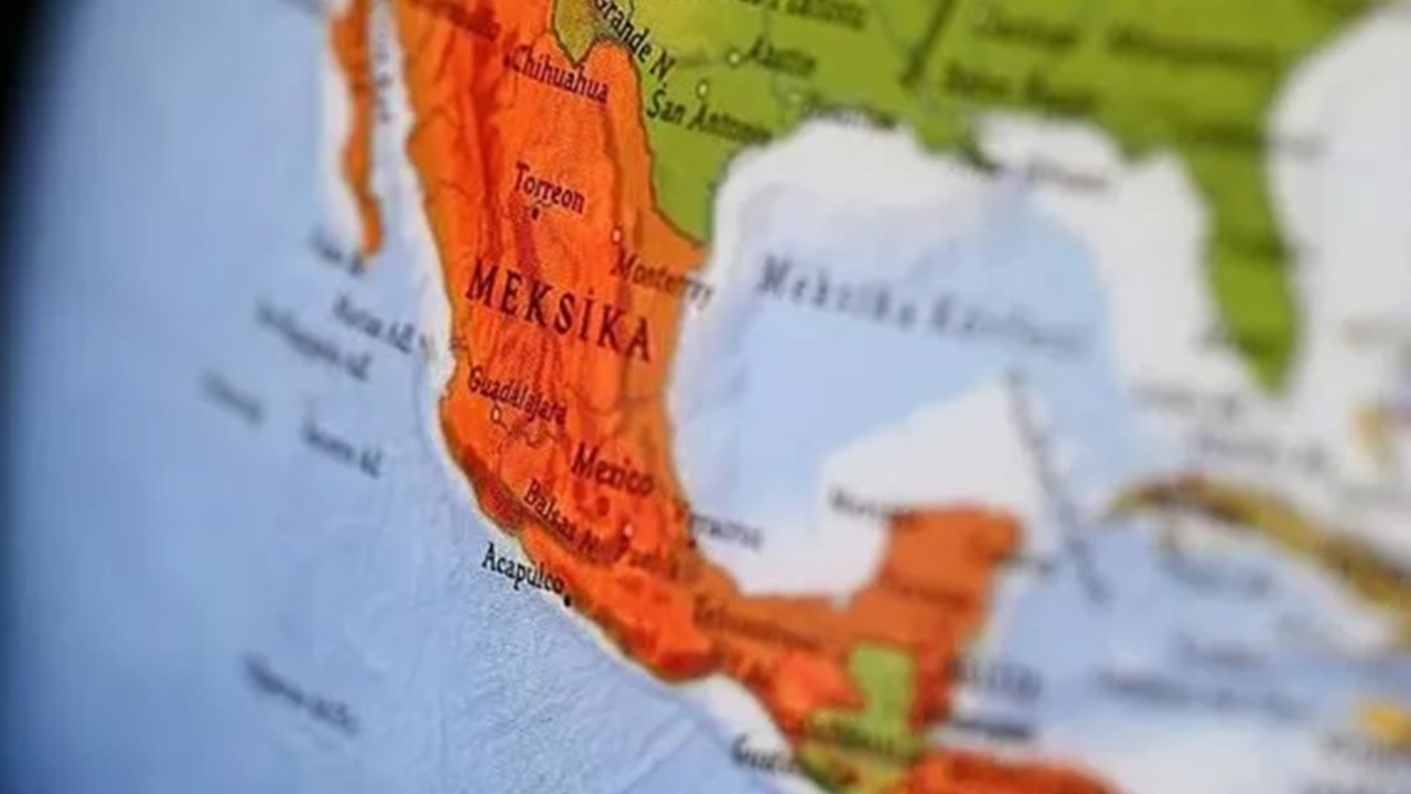 Meksika'da silahlı saldırı: Belediye başkanıyla birlikte 18 ölü