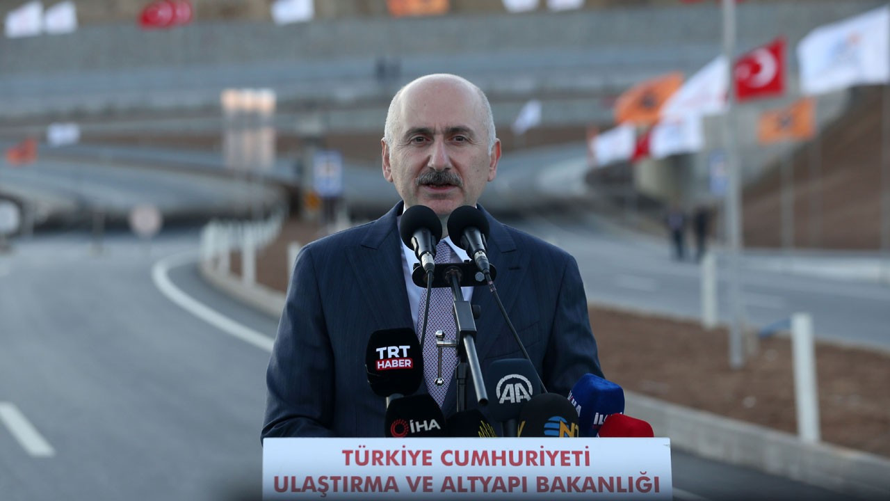 Bakan Karaismailoğlu Bitlis Çevre Yolu ve Kavşağı'nın açılışını yaptı