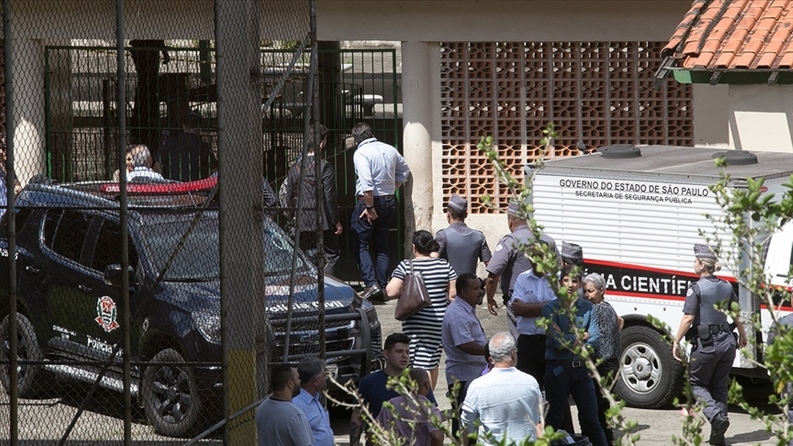 Brezilya'da iki okula düzenlenen saldırıda ölenlerin sayısı 4'e çıktı