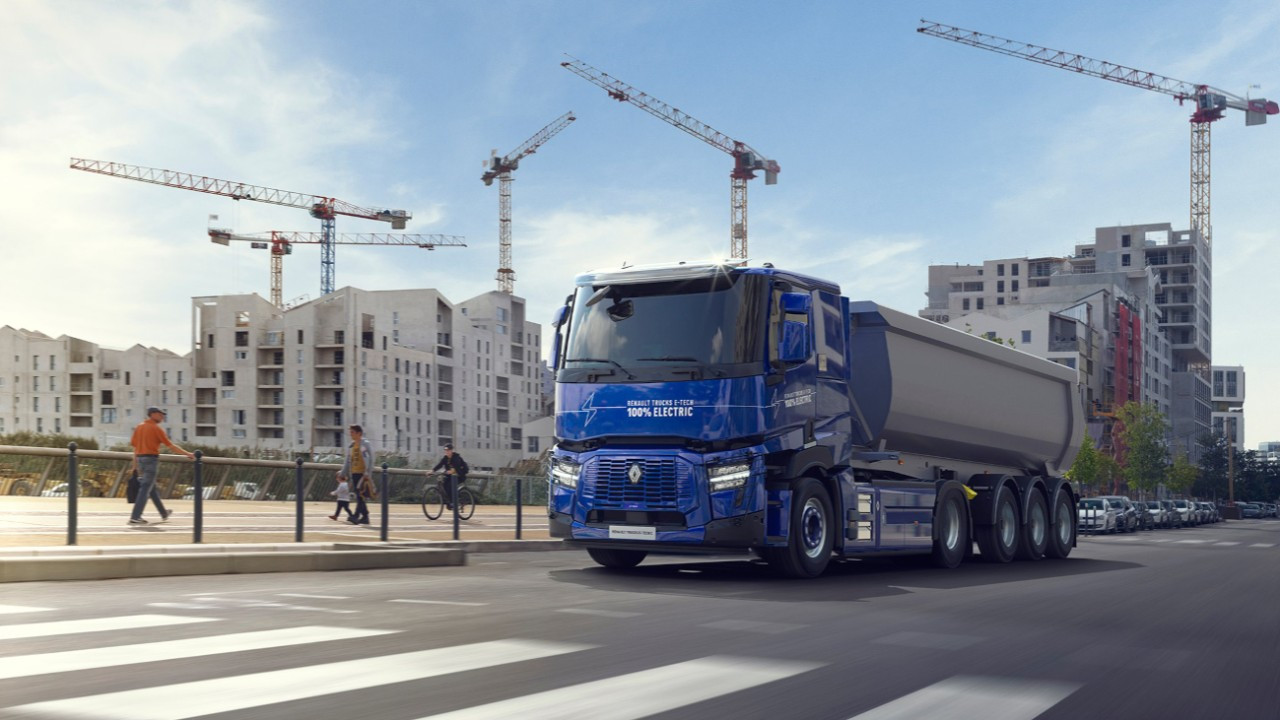 Renault Trucks'ın elektrikli kamyonları yola çıkmaya hazırlanıyor