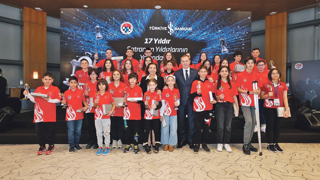 Türkiye İş Bankası satrancın yıldızlarını bir araya getirdi