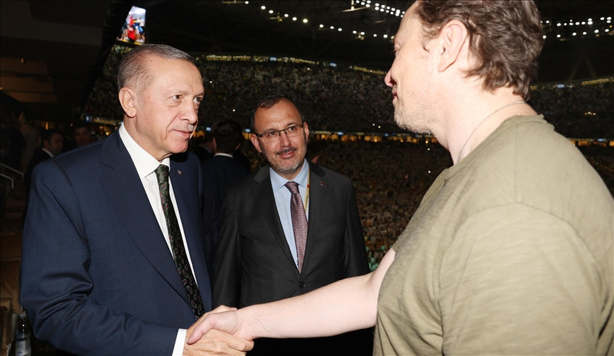 Tesla’nın sahibi Elon Musk Cumhurbaşkanı Recep Tayyip Erdoğan ile Katar’da Dünya Kupası finalinde biraraya gelmişti.