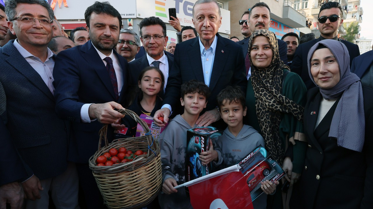 Cumhurbaşkanı Erdoğan, selde zara gören Kumluca'da