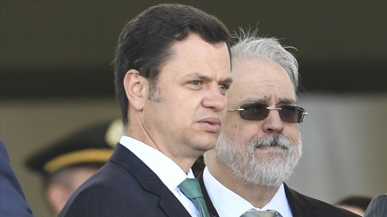 Brezilya’da eski Adalet Bakanı Torres hakkında gözaltı kararı