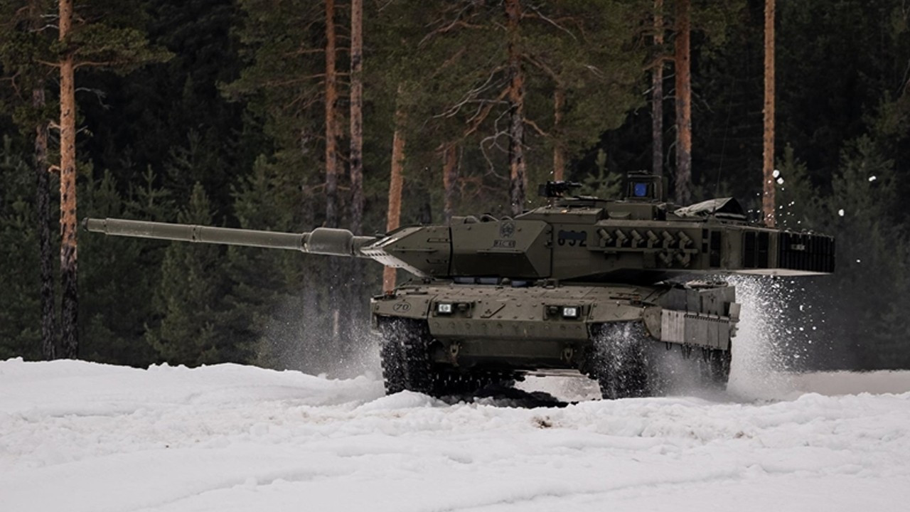 Almanya’dan Leopard tankı için Ukrayna’ya yeşil ışık
