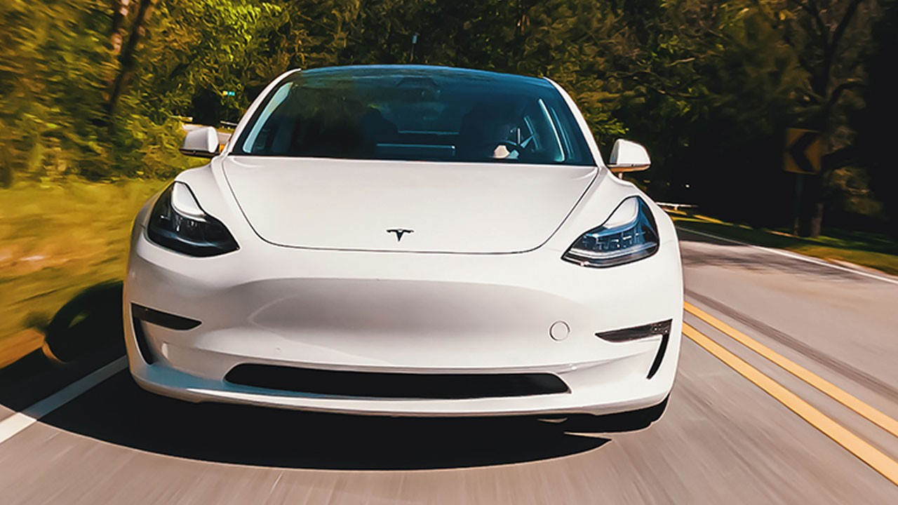 Tesla’dan otomobil piyasasını canlandıracak adım