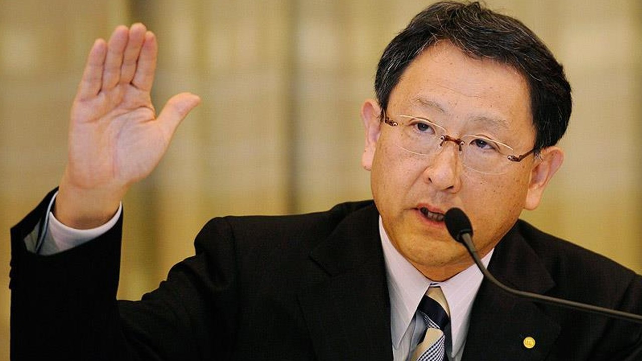 Toyota CEO'su görevi bırakıyor