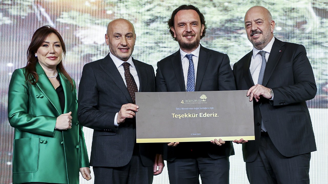 Türkiye'ye değer katan markalar ödüllendirildi