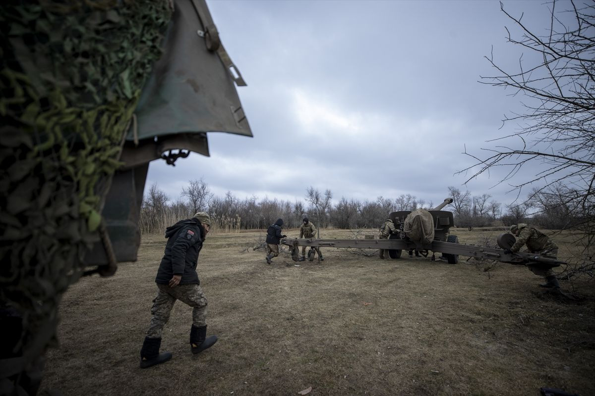 Ukrayna topçu birlikleri, Donetsk cephesindeki en yoğun savaş faaliyetini yürütüyor - Sayfa 2
