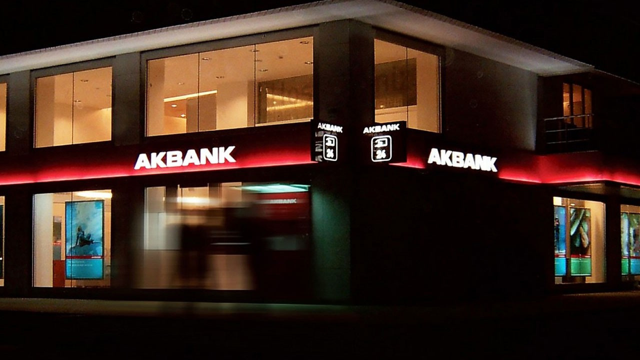 Akbank'tan ilk çeyrekte 13,2 milyar konsolide net kar