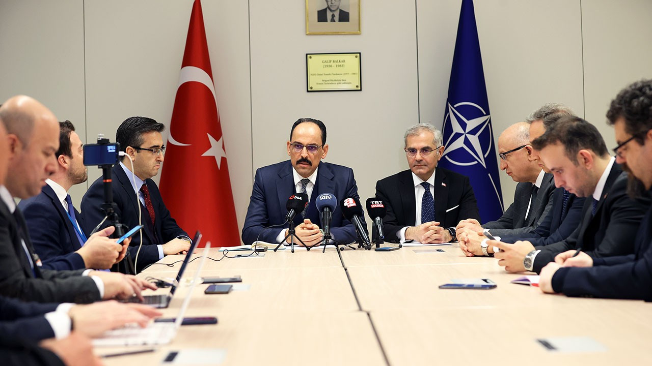 Türkiye'nin askıya aldığı Üçlü Zirve NATO'da yapıldı! Kalın'dan önemli açıklamalar