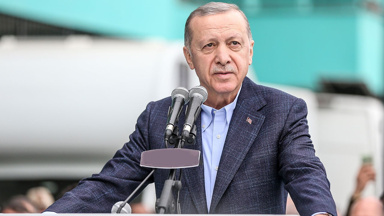 Erdoğan: Türkiye depremin sınamasından alnının akıyla çıkmıştır