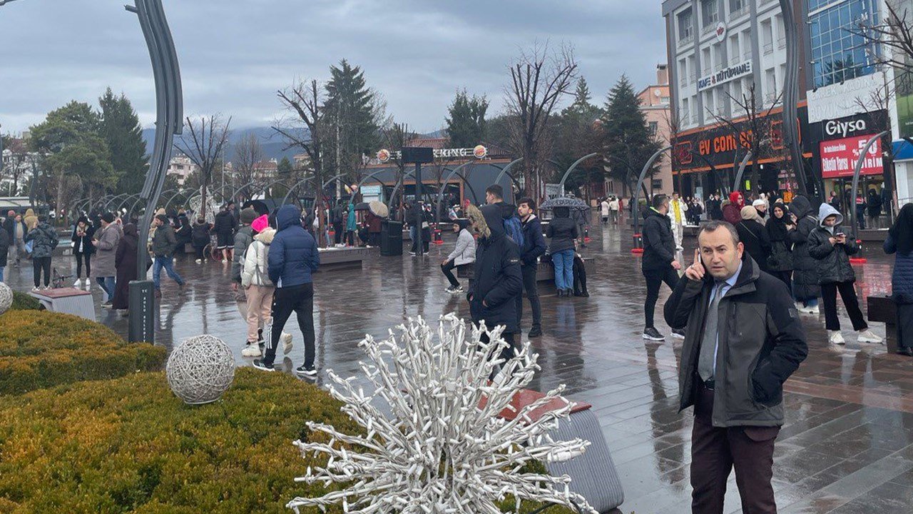 BOLU'DA DEPREM | Bolu depremi Marmara ve İstanbul'u tetikler mi? Uzmanlar yorumladı