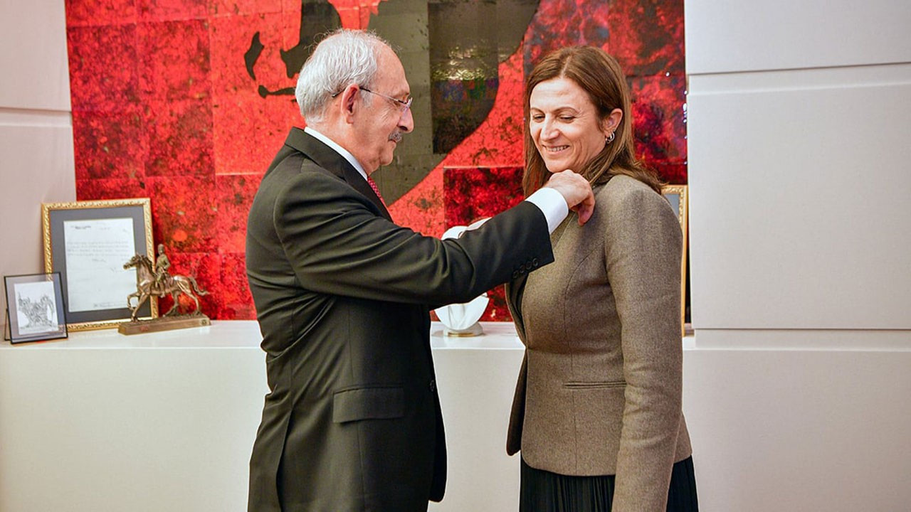 Tahir Elçi’nin eşi Türkan Elçi CHP'ye katıldı