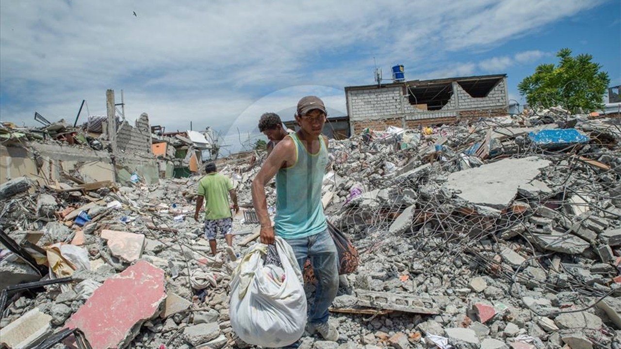 Ekvador'da 6,7 büyüklüğünde deprem! Ölü sayısı 13’e yükseldi