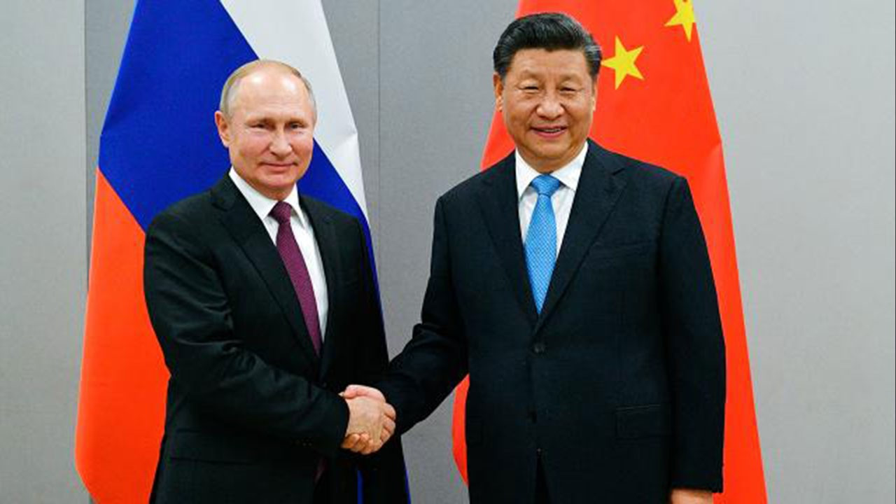 Putin ve Xi ekimde Pekin'de bir araya gelecek