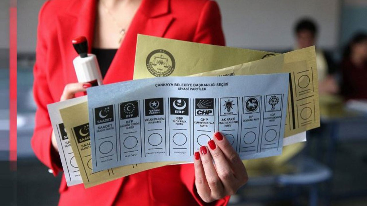 Yeniden Refah Partisi Genel Başkanı Fatih Erbakan nerede, hangi okulda oy kullanacak?