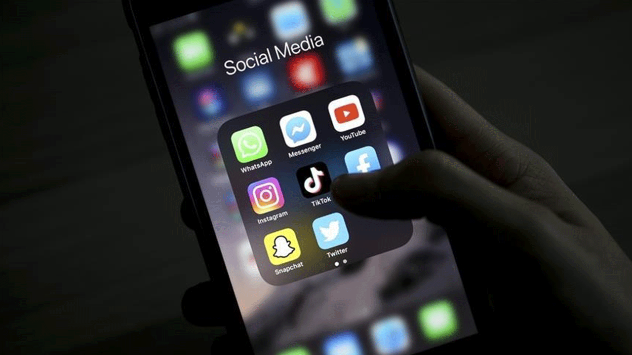 Araştırma: Sosyal medya kullanımını azaltan daha iyi hissediyor